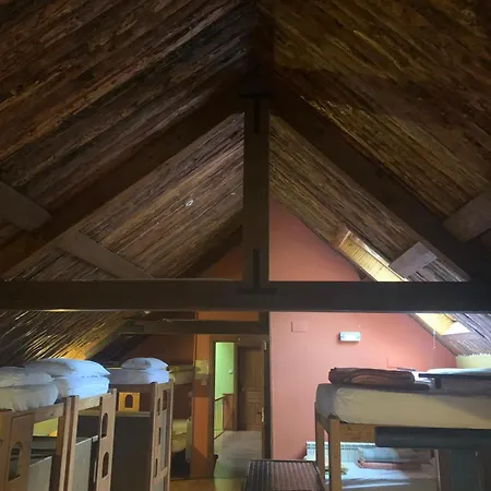 Hostel Albergue-refugio Sargantana Canfranc