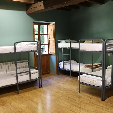 Albergue-refugio Sargantana 坎弗兰克