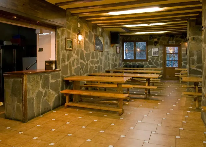 Albergue-refugio Sargantana * Canfranc