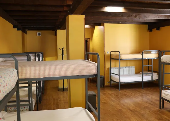 Albergue-refugio Sargantana Vandrarhem Canfranc